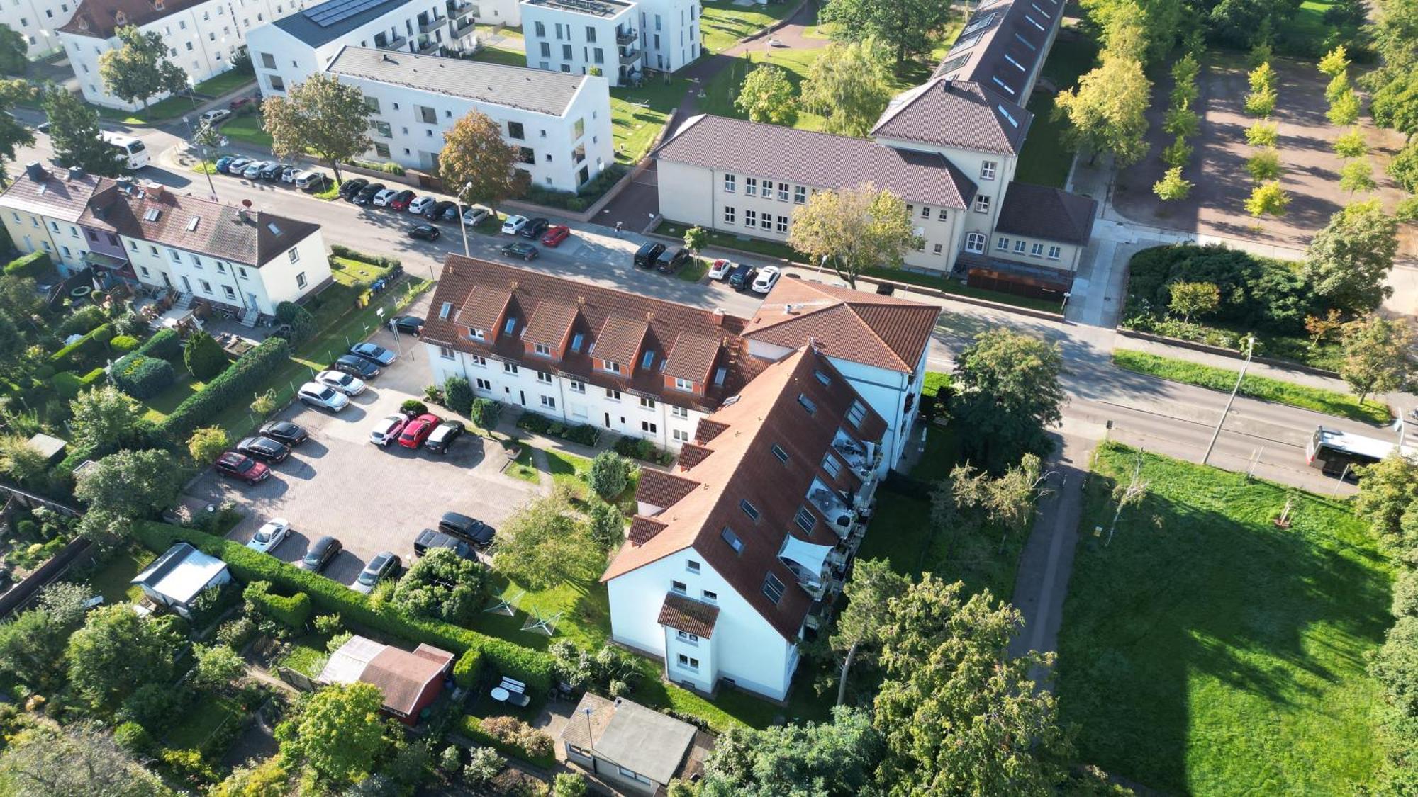 Fewo Am Park - 4P, Boxspringbett, Balkon, Smarttv, Gesundbrunnen, Familienfreundlich Halle  Exterior foto