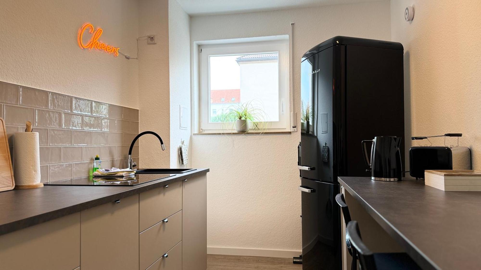 Fewo Am Park - 4P, Boxspringbett, Balkon, Smarttv, Gesundbrunnen, Familienfreundlich Halle  Exterior foto
